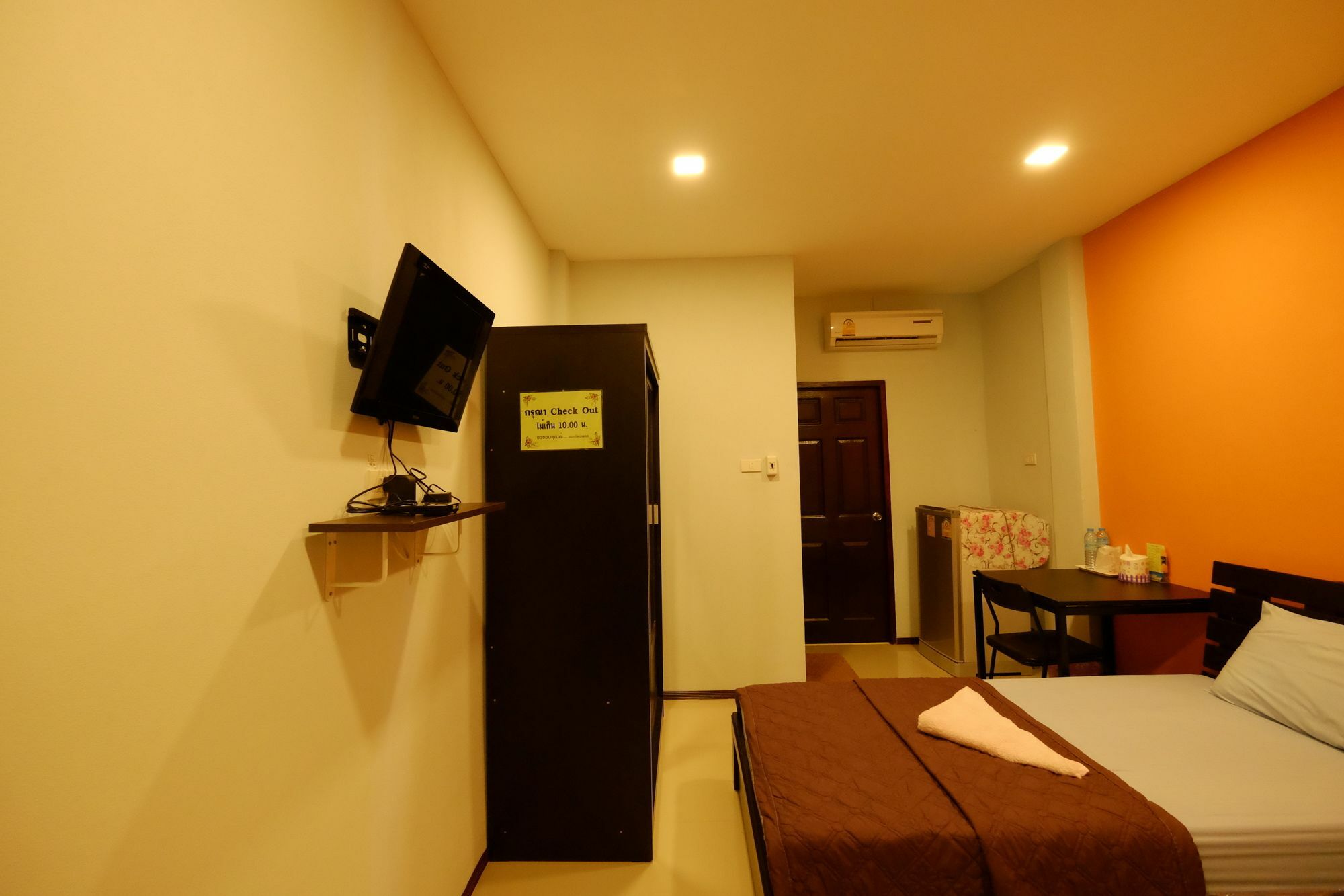 Amornrat Place Nakhon Phanom Bagian luar foto